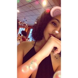 Meet your Posher, Katelyn